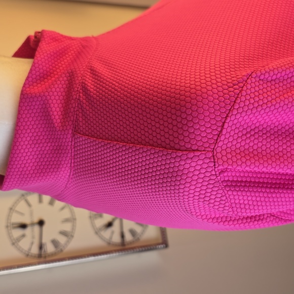 Tommy Bahama 💖NWT💖 Size Large Active Pink Top with Pink Zipper !💖💖 - Picture 7 of 15